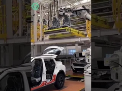 Phun Cánh tay Robot Multi Abb để Hàn Thép Carbon Tải trọng 650kg IRB 7600