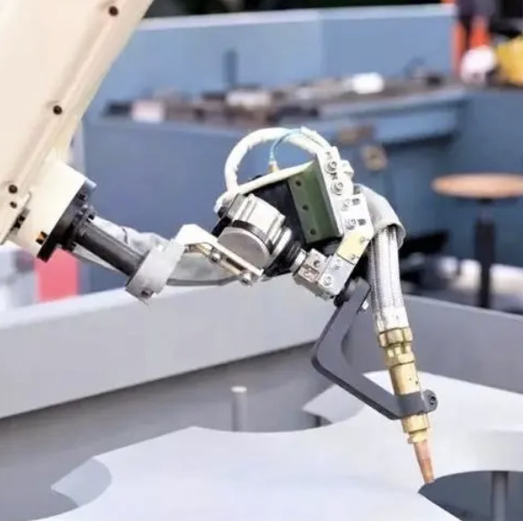 Phần mềm rô-bốt công nghiệp 6 trục Rô-bốt Fanuc có thể tối ưu hóa vị trí trục ngoài