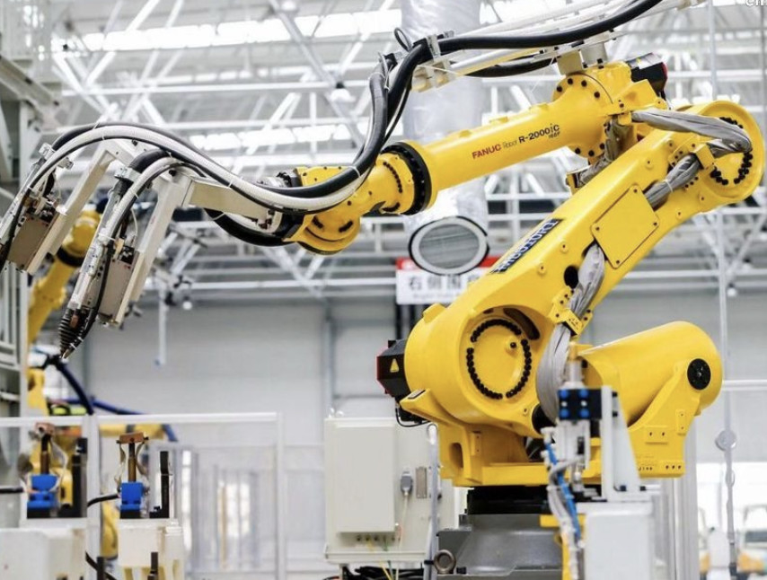 Fanuc 165F Grad Robot Arm công nghiệp với sải tay siêu dài với trọng tải 2655mm 165kg