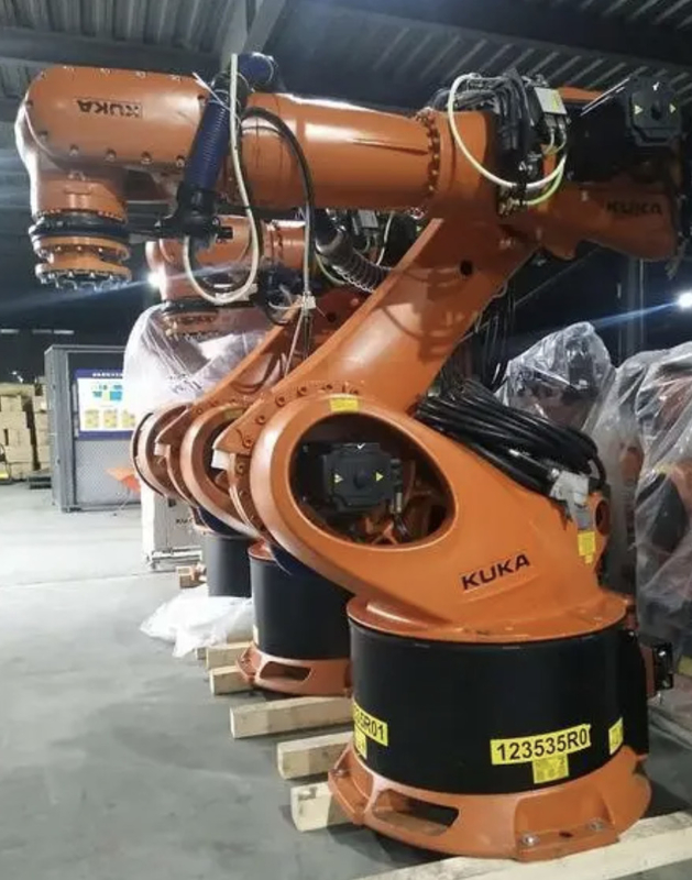 Kuka Kr 500 Cánh tay rô-bốt 6 trục để sản xuất Xử lý các bộ phận nặng lớn 500kg