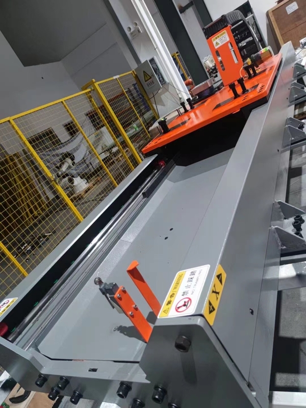 Hướng dẫn đường ray rô-bốt hạng nặng lớn Đường ray trong gia công cơ khí Đơn giản nhanh chóng Abb Irbt
