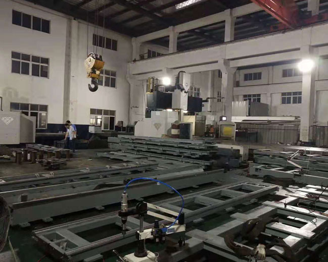 Robot có thể điều chỉnh đường ray tuyến tính Cnc nối cho đường ray bán kín trong môi trường khắc nghiệt