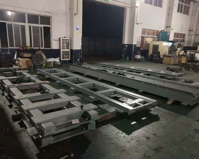 Robot có thể điều chỉnh đường ray tuyến tính Cnc nối cho đường ray bán kín trong môi trường khắc nghiệt