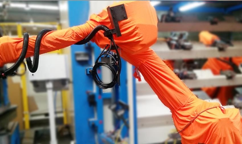 Vỏ bảo vệ Robot đa năng để chống tĩnh điện trong xưởng phun sơn