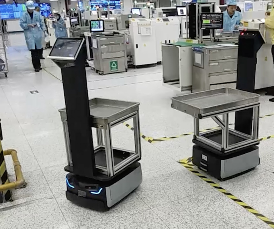Tốc độ 1.2m/s Robot di động tự động với pin 16AH 3-4H Thời gian sạc Cổng HDMI